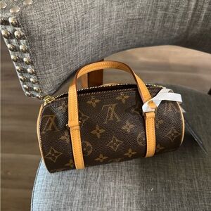 Louis Vuitton Brown Monogram Clutch